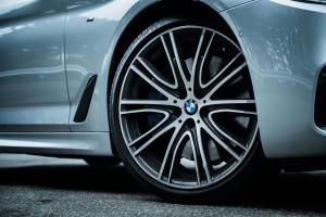 BMW 540i Sedan M Sport 2017 года  (JP)